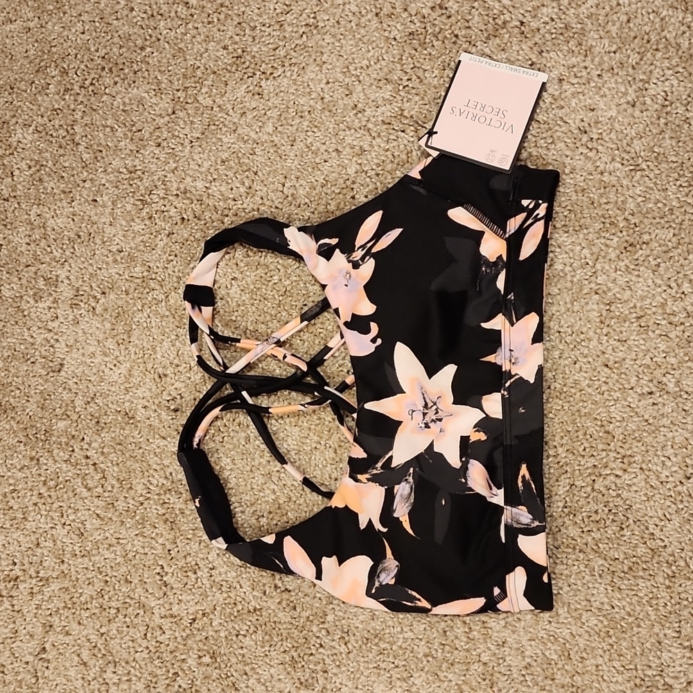 Victoria's Secret Strappy Floral Sports Bra XS NWT